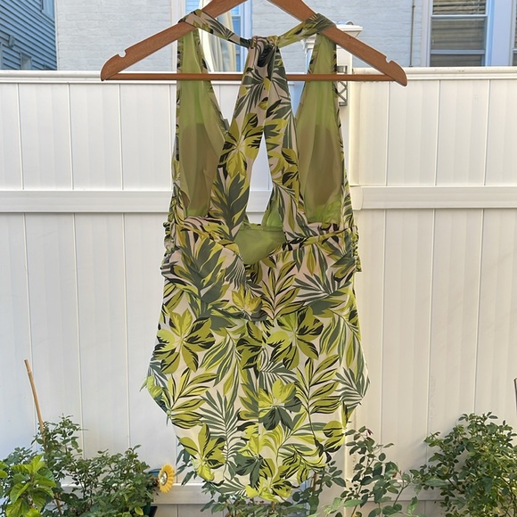 Adore Me - Women's Monroe One-Piece Swimsuit Size Large - Picture 7 of 16